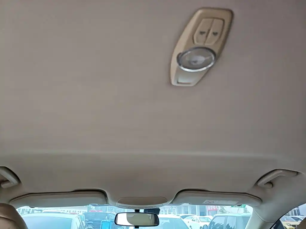 Ford Edge — миниатюра 18
