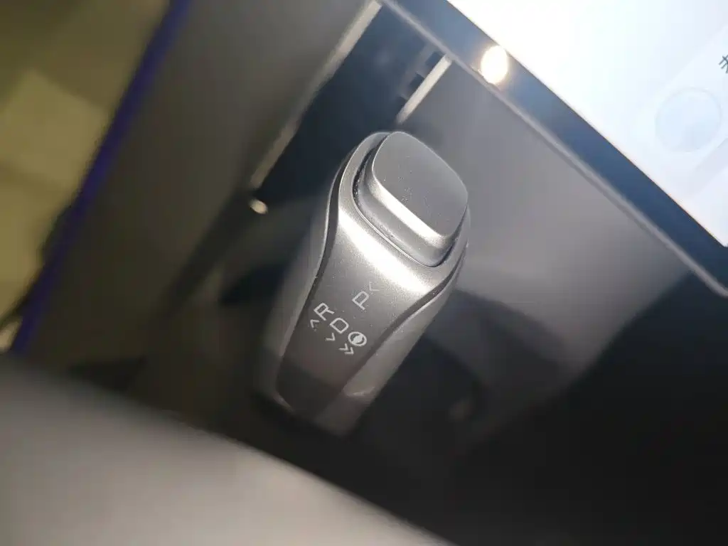 XPeng MONA M03 — миниатюра 10