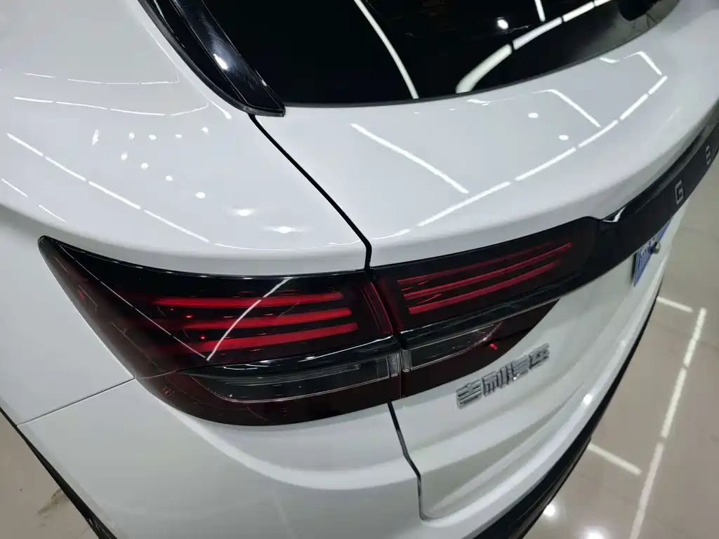 Geely Binyue — миниатюра 7