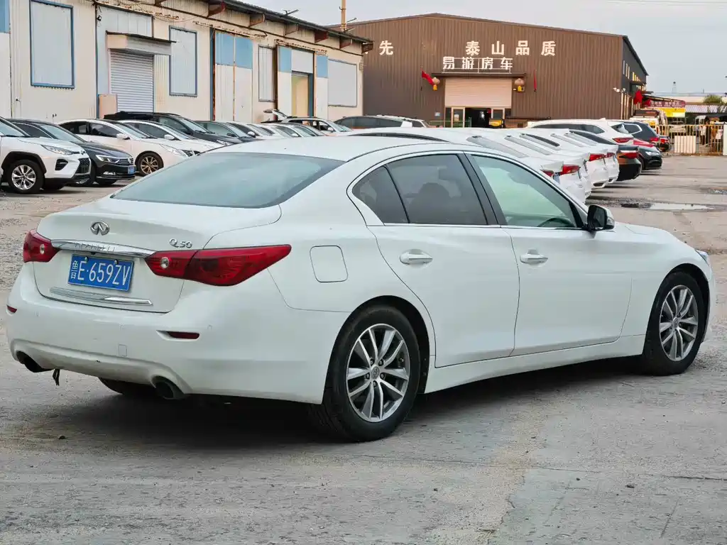 Infiniti Q50 — миниатюра 4