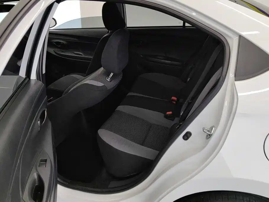 Toyota Vios — миниатюра 11