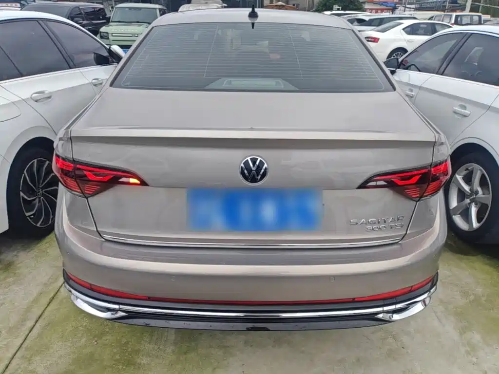Volkswagen Sagitar — миниатюра 6