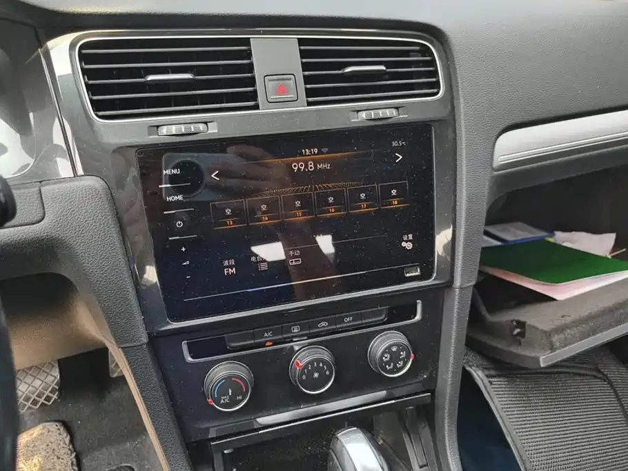 Volkswagen Golf — миниатюра 13
