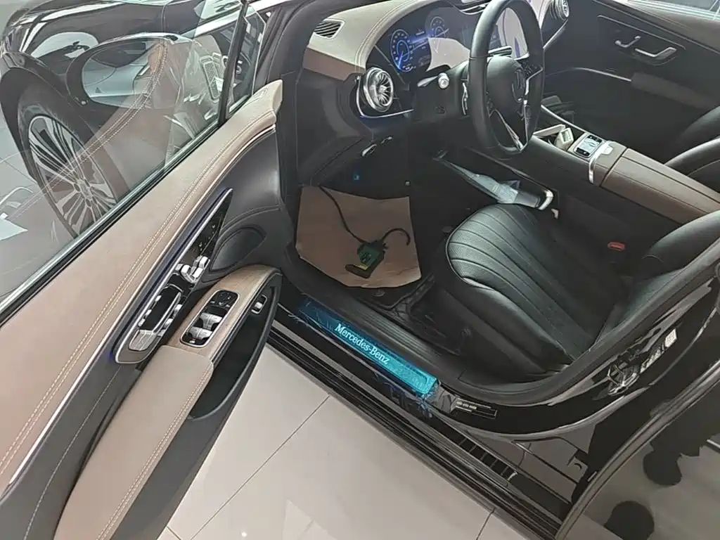 Mercedes-Benz EQS — миниатюра 16