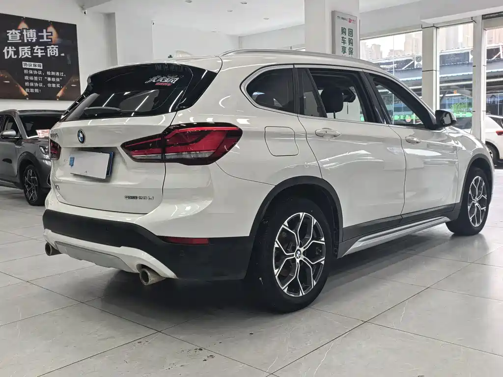 BMW X1 — миниатюра 15
