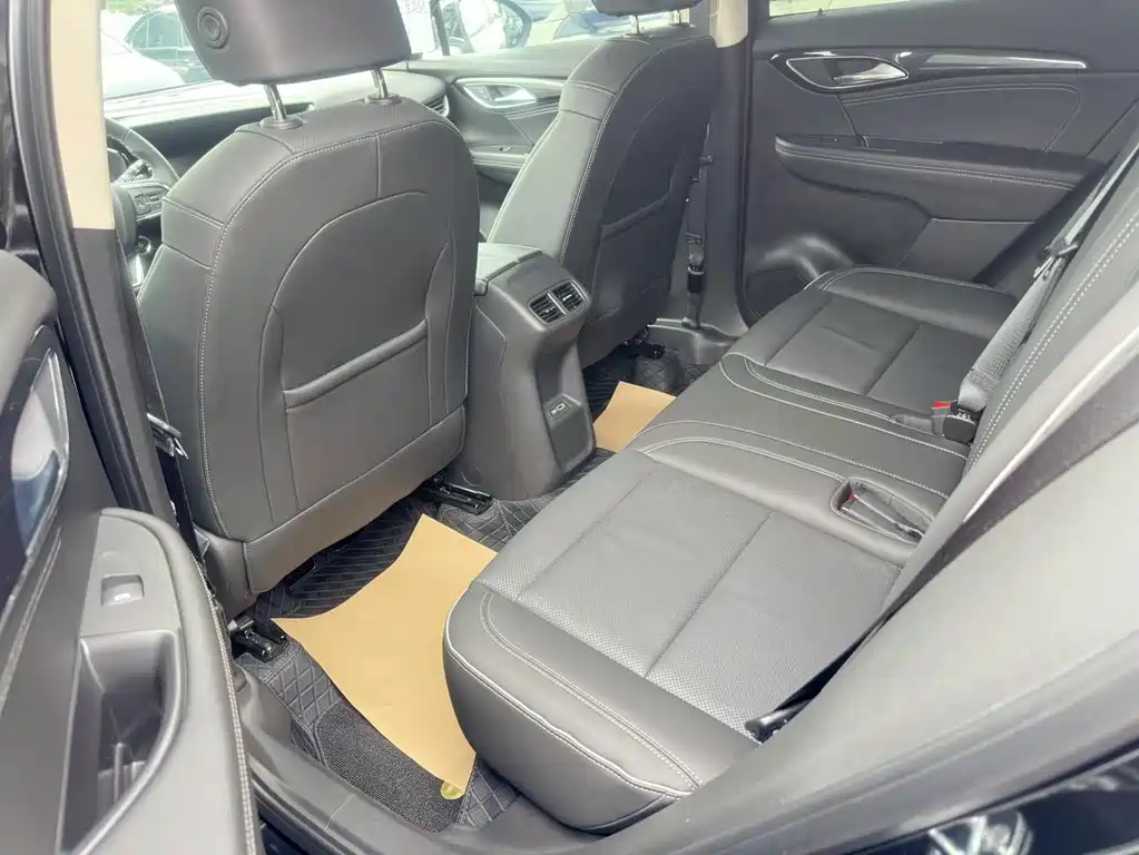 Buick Envision S — миниатюра 13