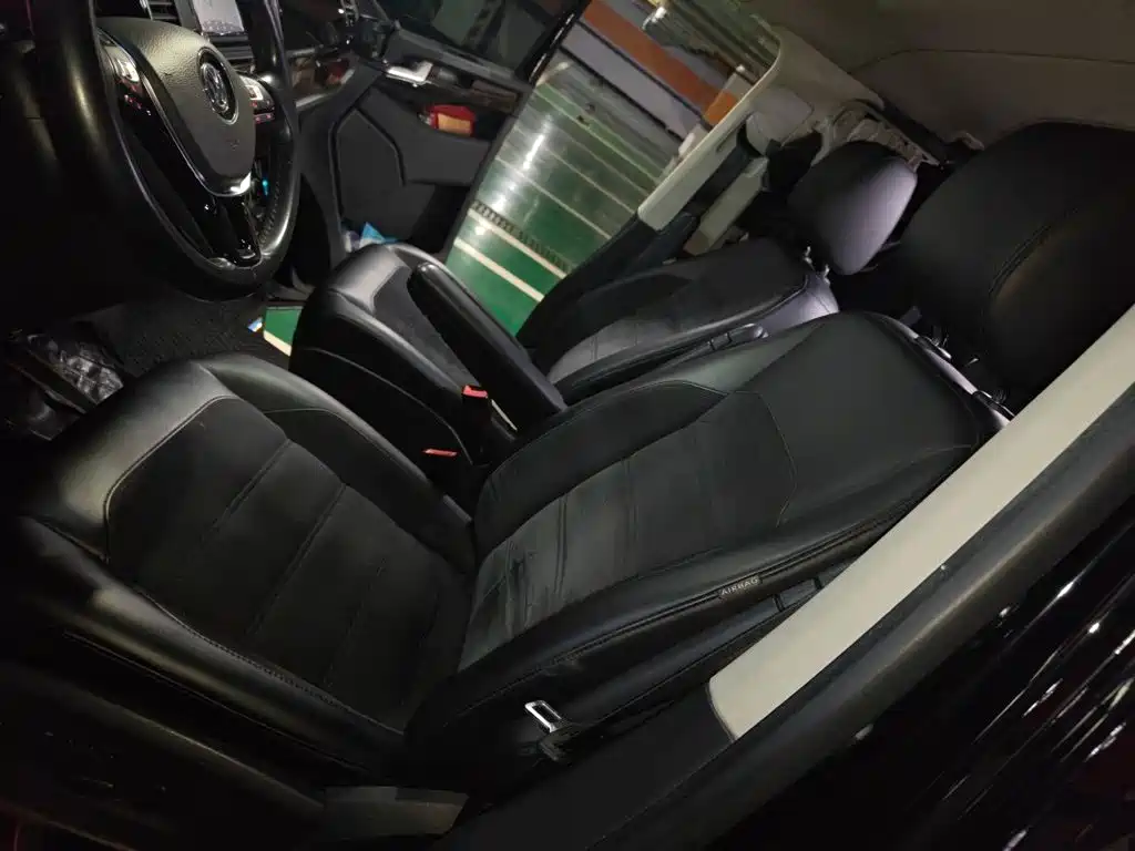 Volkswagen Multivan — миниатюра 8