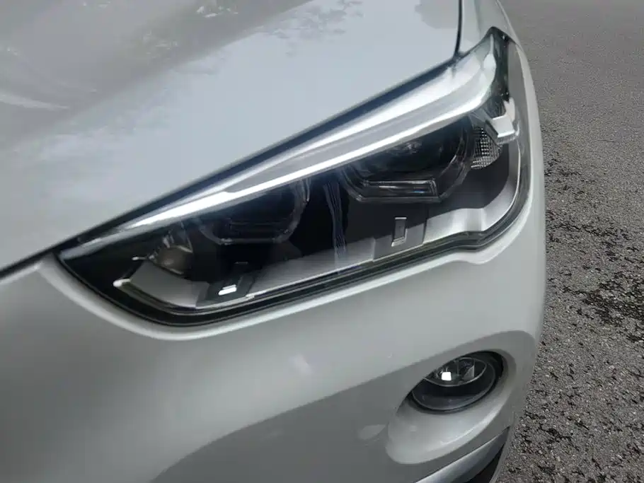 BMW X1 — миниатюра 5