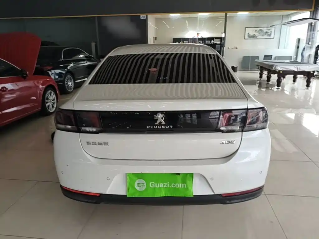 Peugeot 308 — миниатюра 6