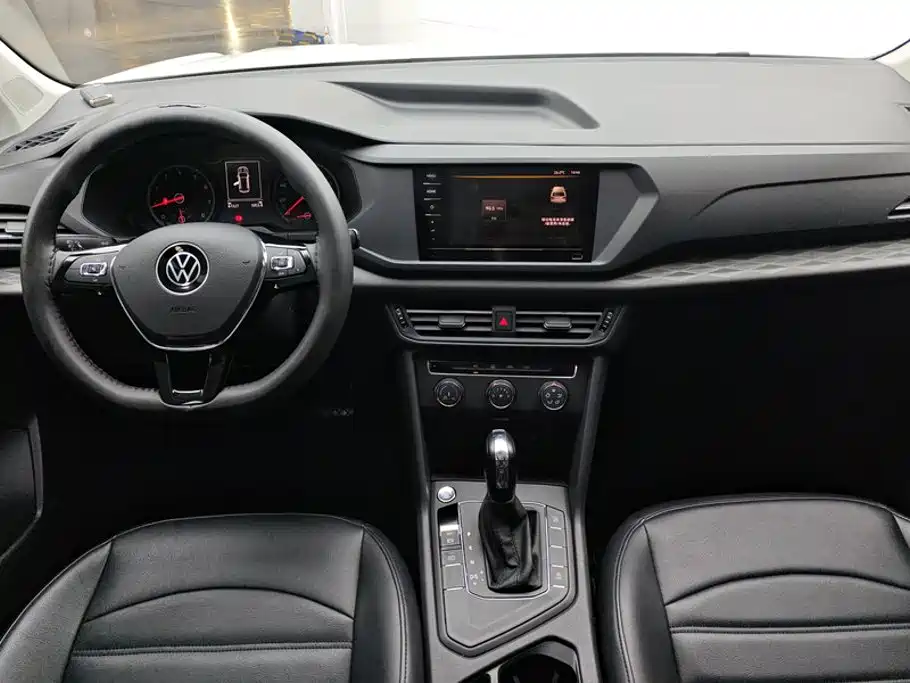 Volkswagen Tharu — миниатюра 12