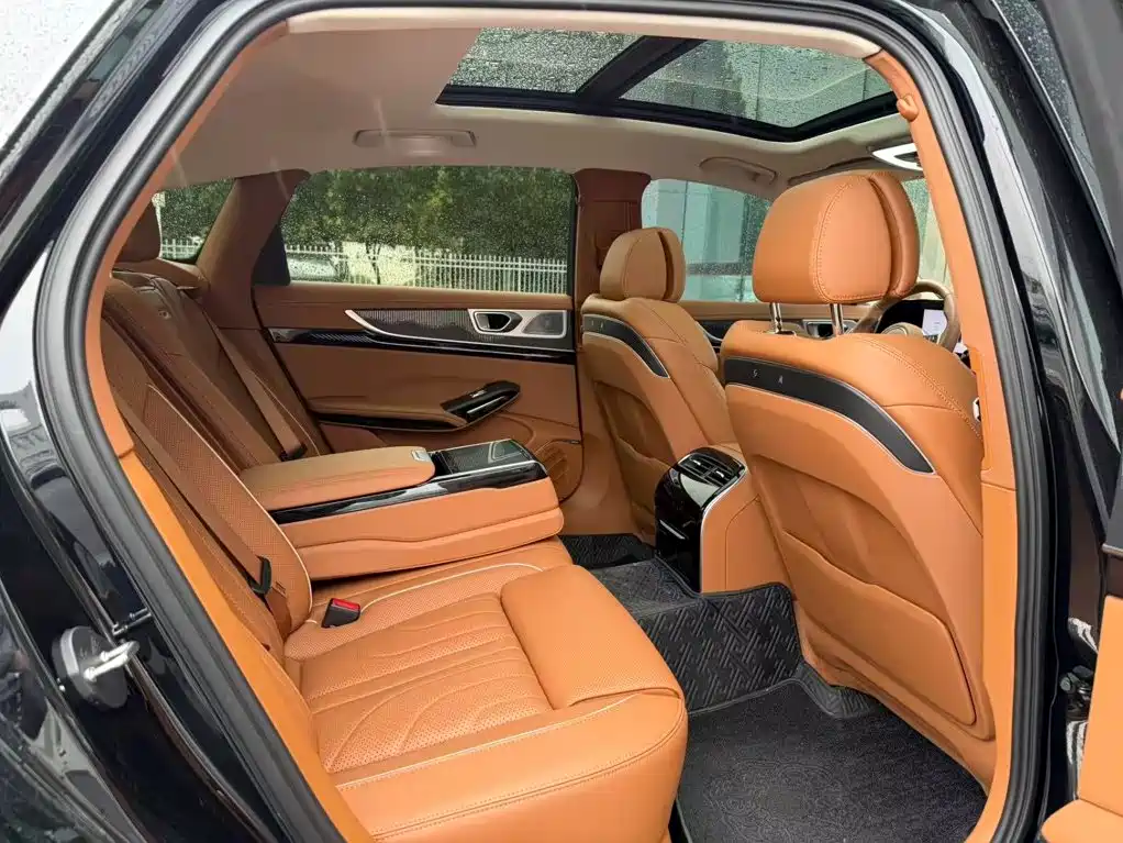 Hongqi Hongqi H9 — миниатюра 10