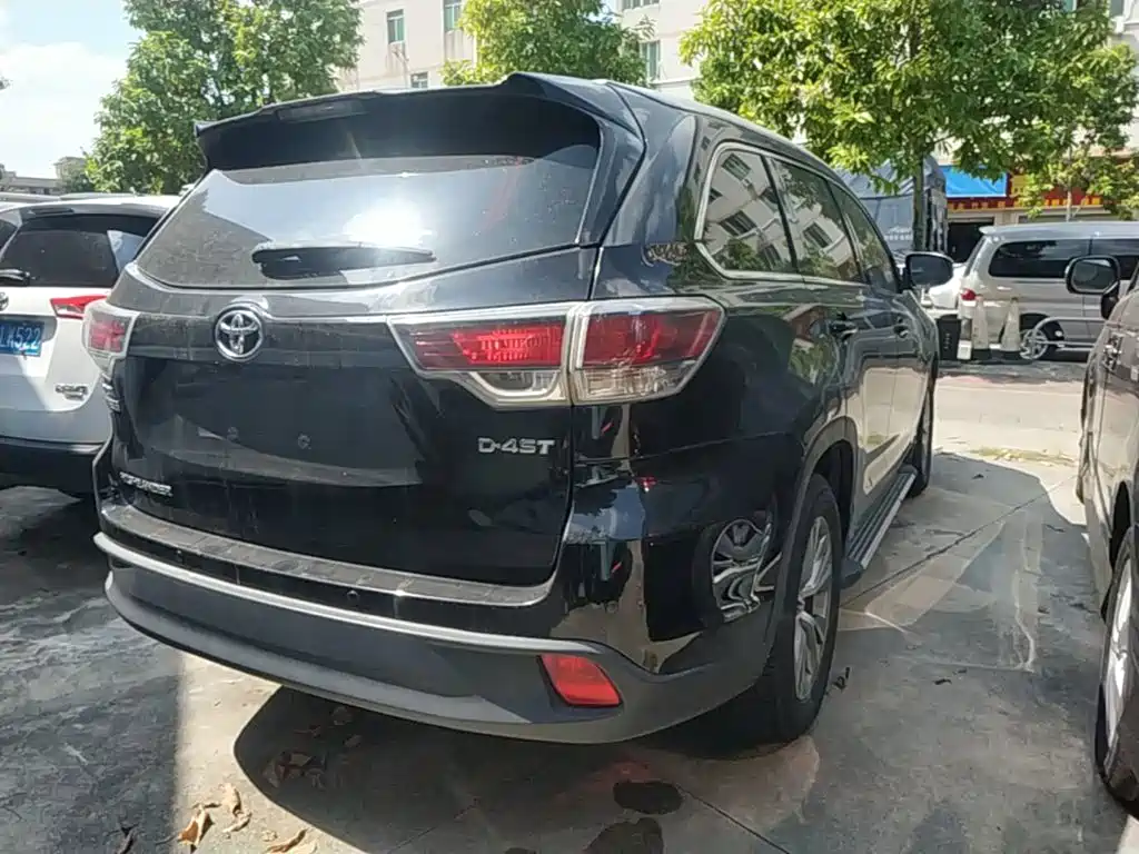 Toyota Highlander — миниатюра 7