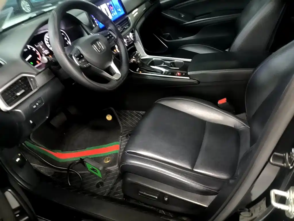Honda Accord — миниатюра 15