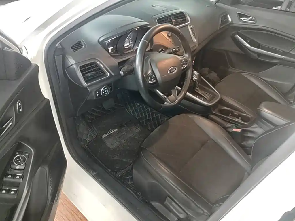 Ford Escort — миниатюра 16