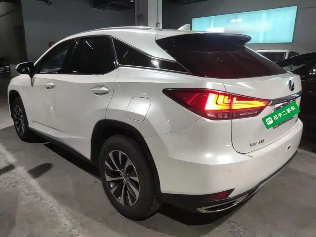 Lexus RX — миниатюра 5