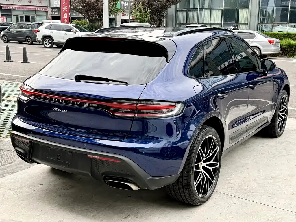 Porsche Macan — миниатюра 4