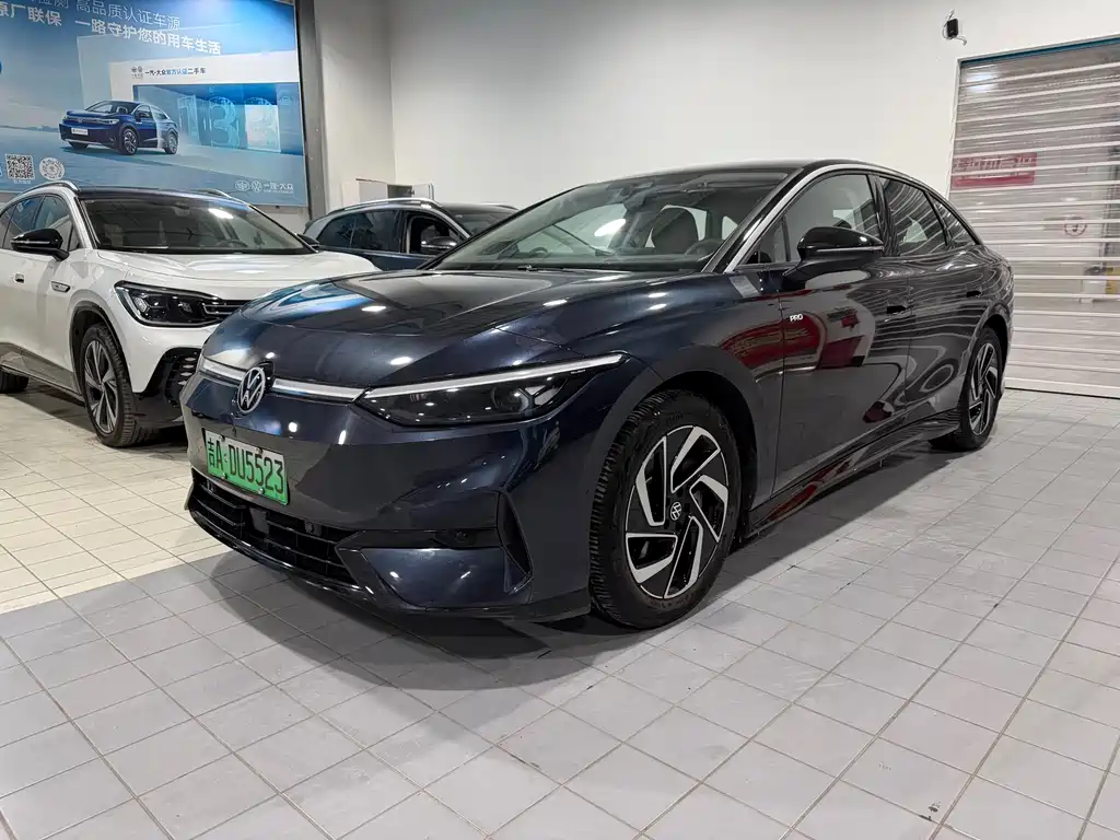 VOLKSWAGEN ID.7 VIZZION