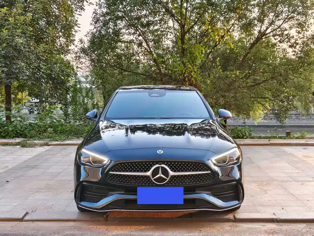Mercedes-Benz C-Class — миниатюра 4
