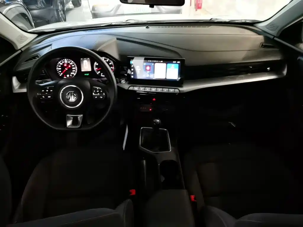 MG MG5 — миниатюра 10