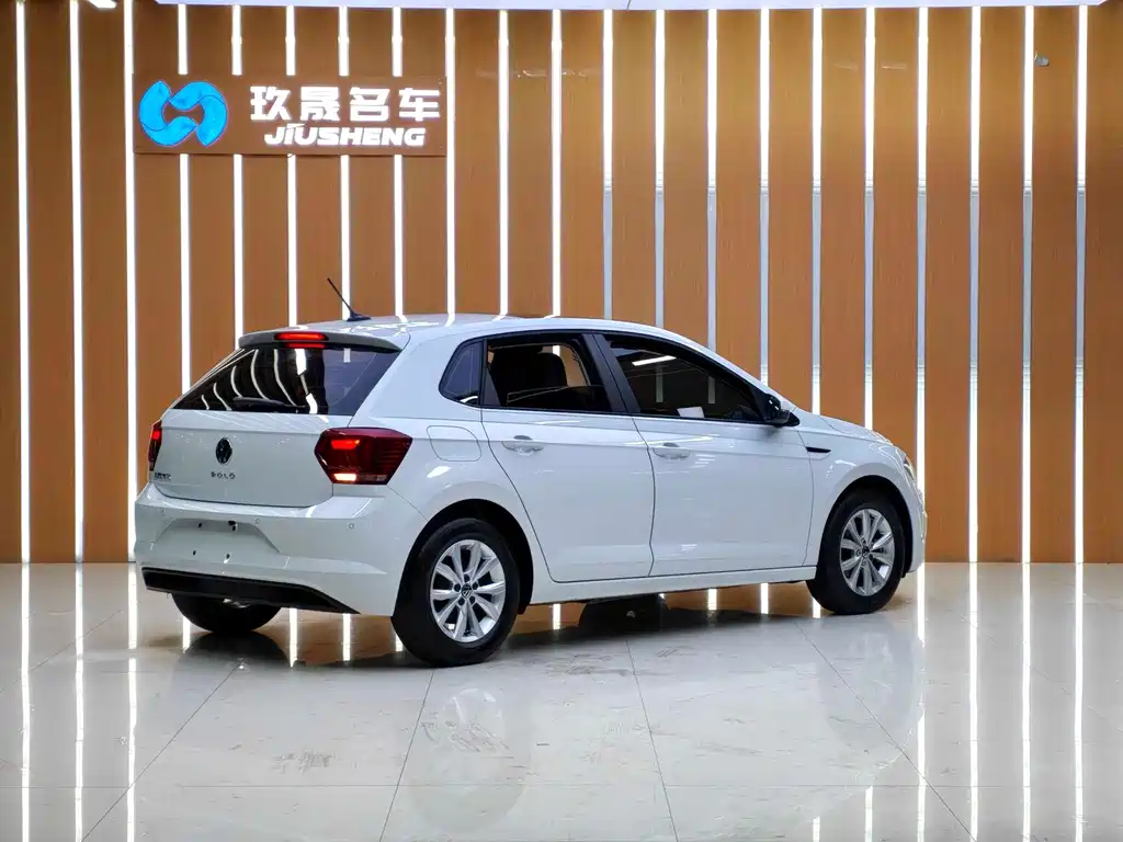 Volkswagen Polo — миниатюра 13