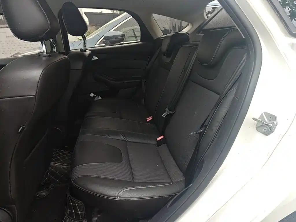 Ford Focus — миниатюра 22