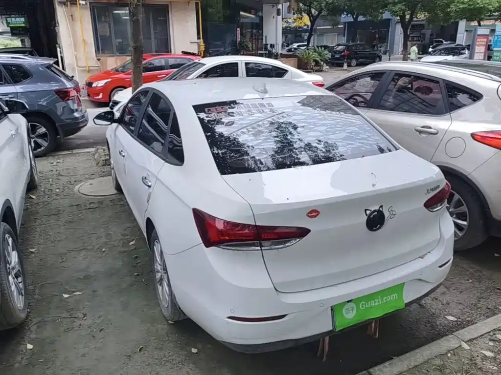 Buick Excelle — миниатюра 5