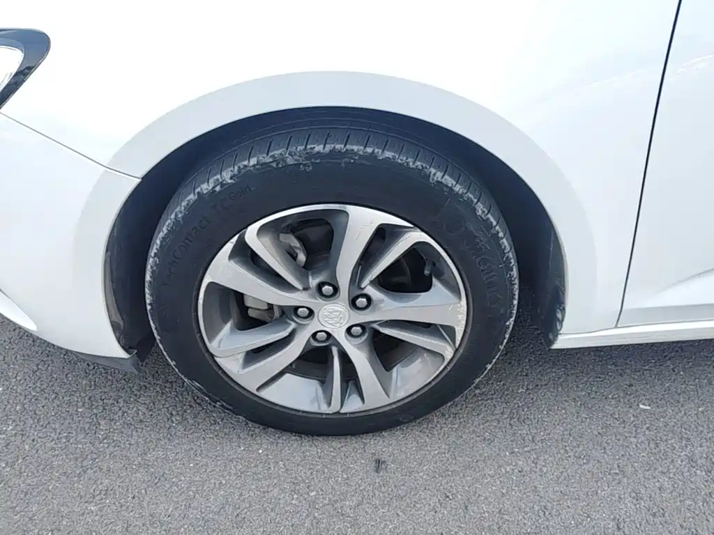 Buick Verano — миниатюра 23