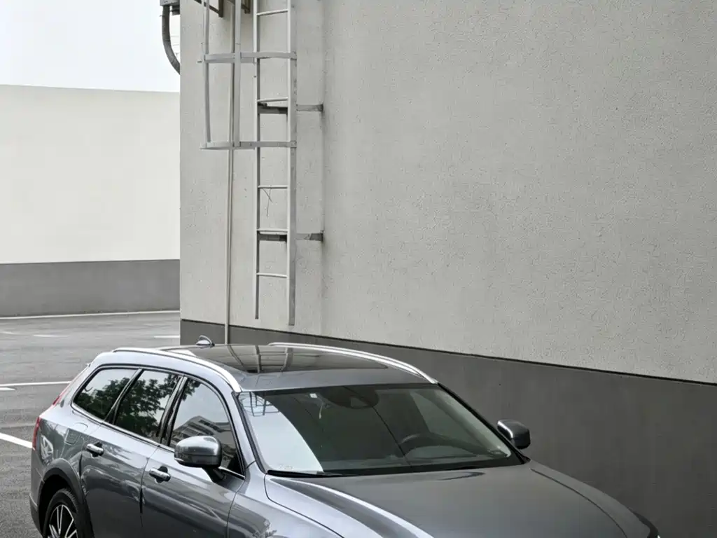 Volvo V90 2020 Cross Country T5 AWD