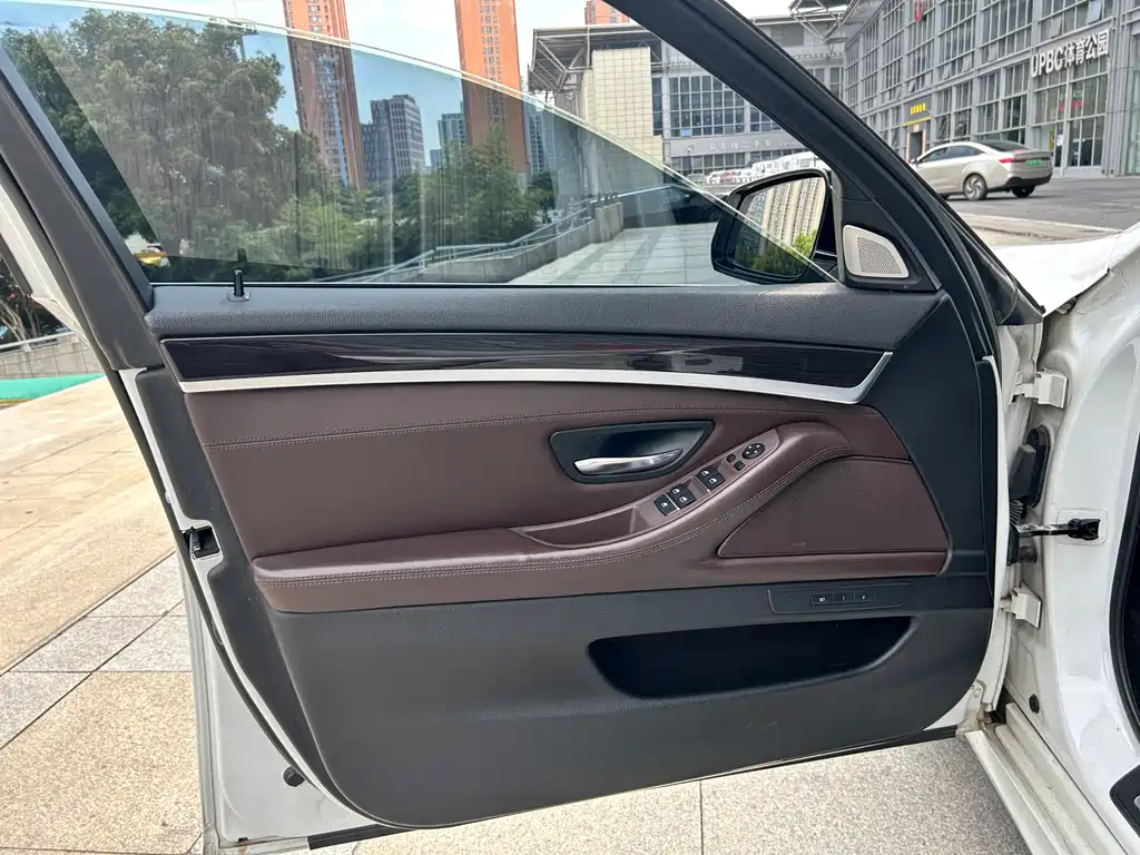 BMW 5 Series 5 2014 525Li Luxury