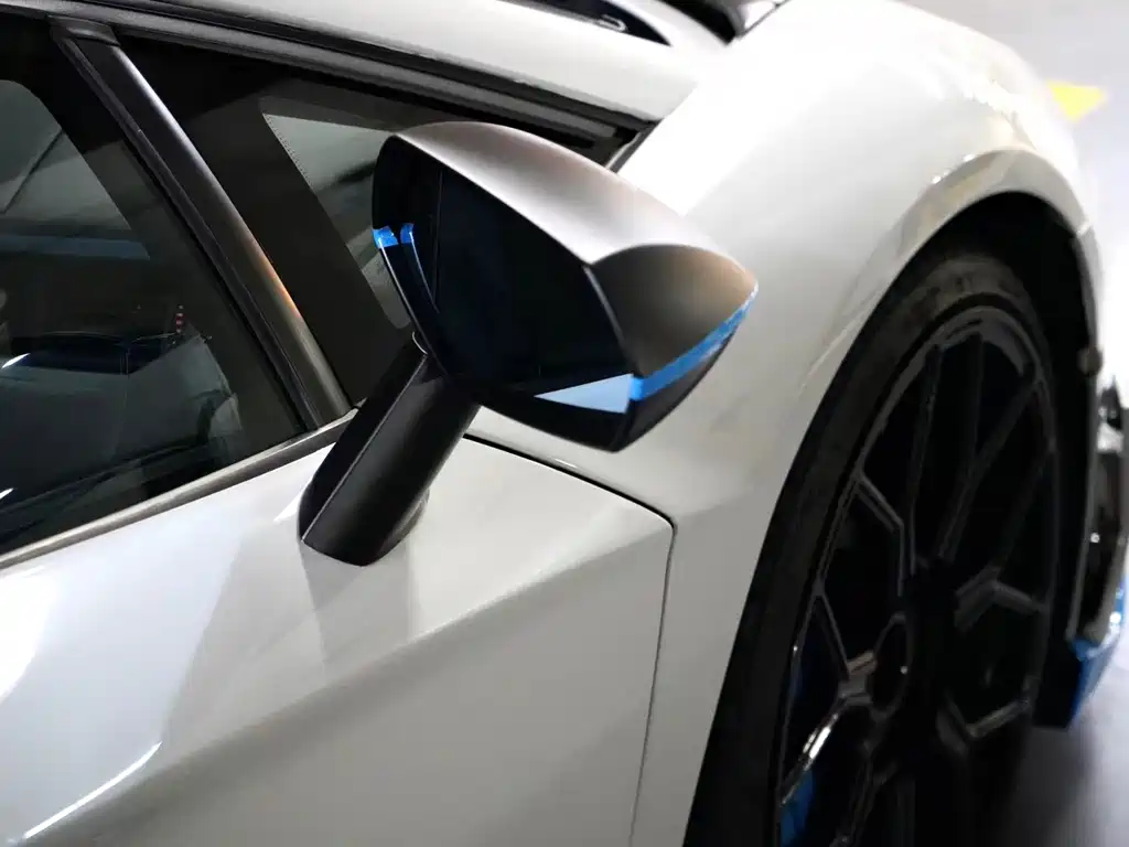 Lamborghini Aventador 2011 LP 700-4