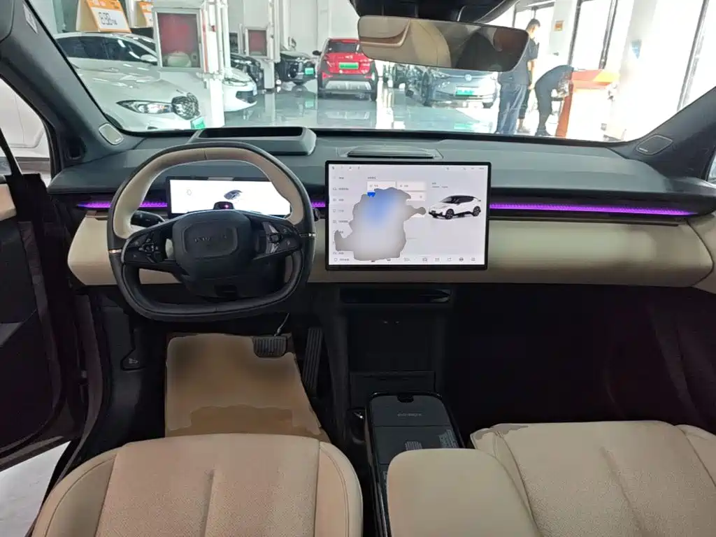 Lynk & Co Z20 — миниатюра 10