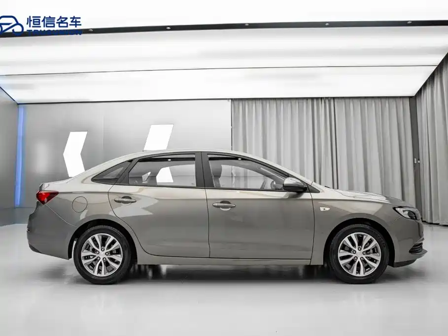 Buick Excelle — миниатюра 8