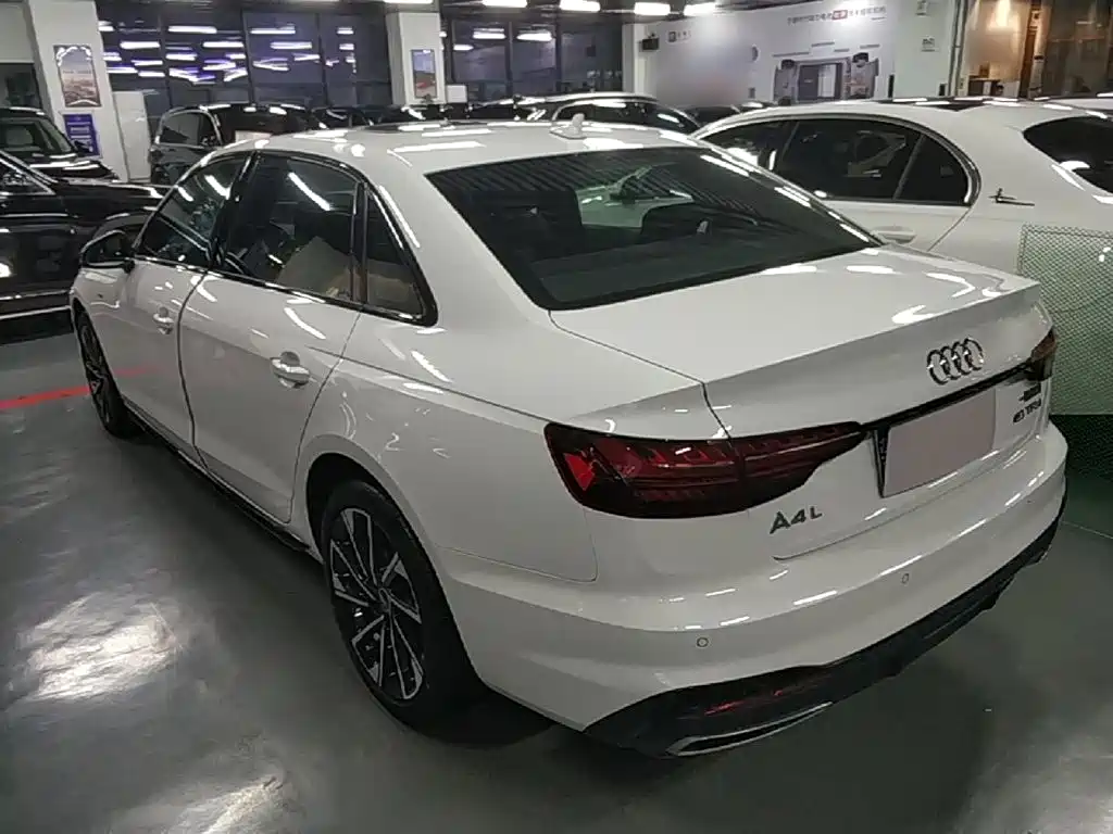 Audi A4L — миниатюра 5