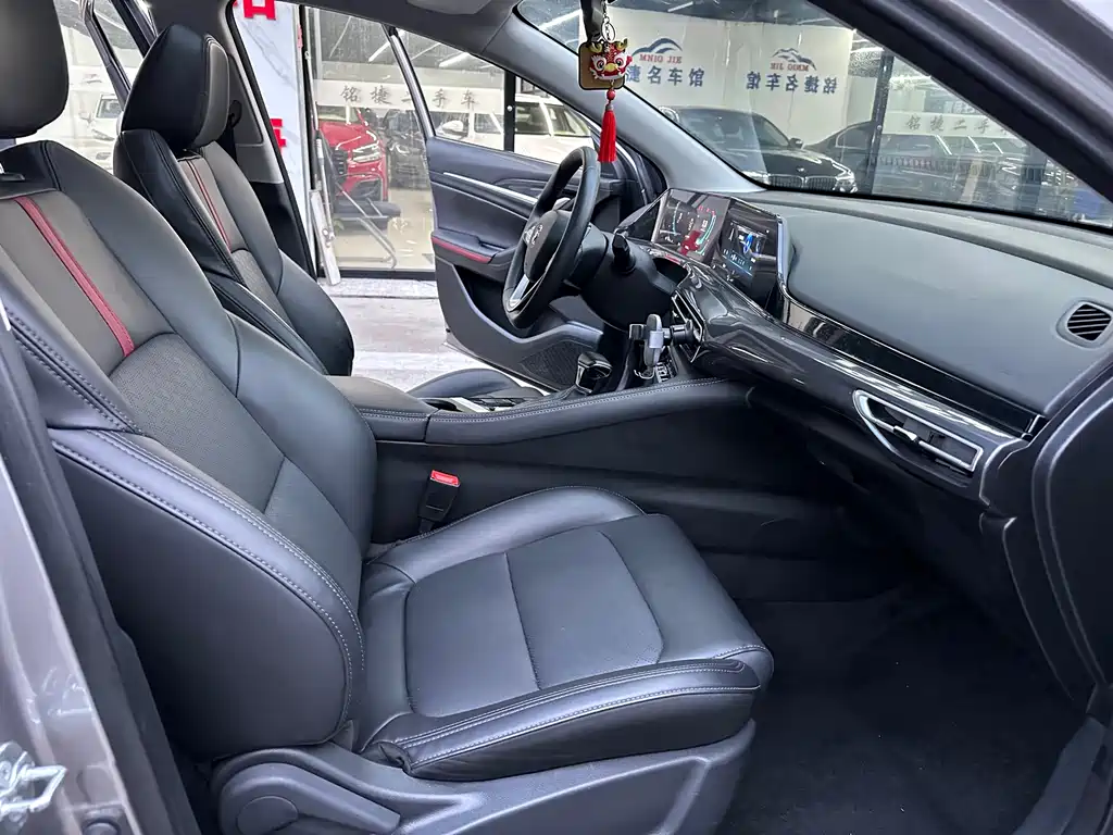 Changan Eado — миниатюра 13