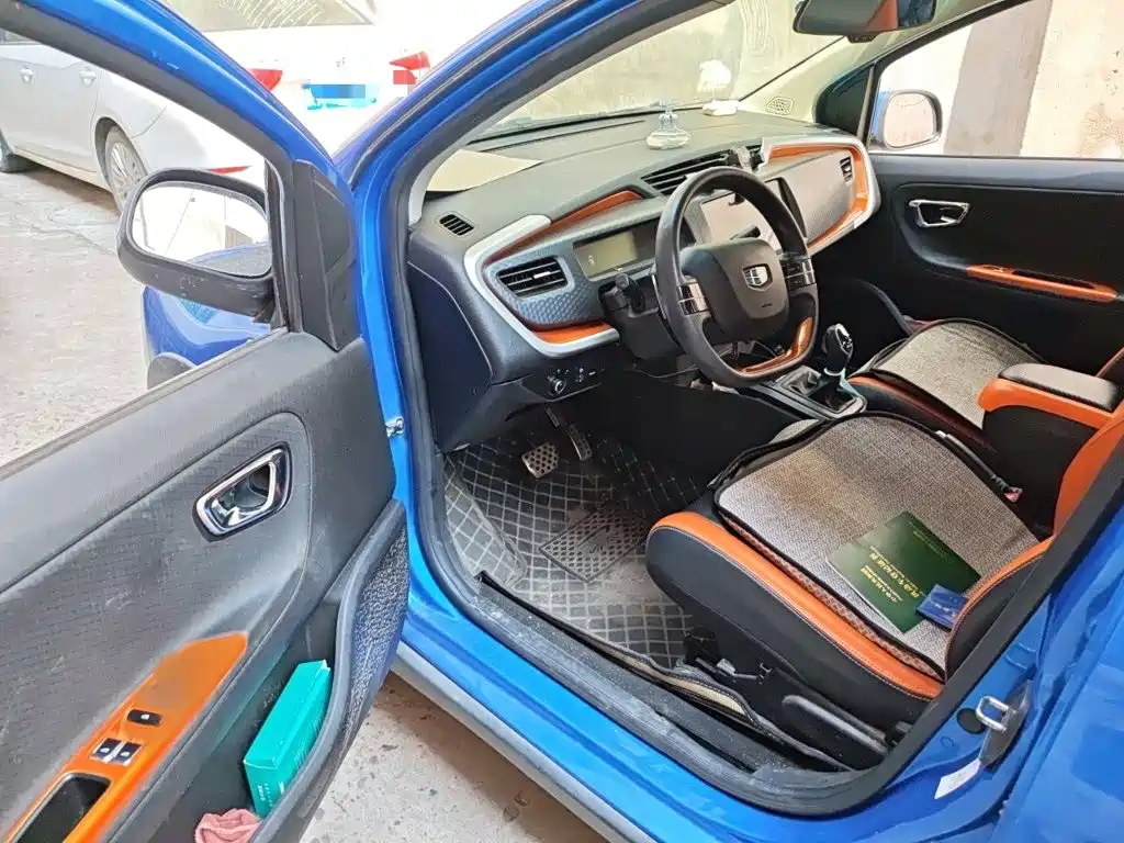 Geely Vision X1 — миниатюра 14