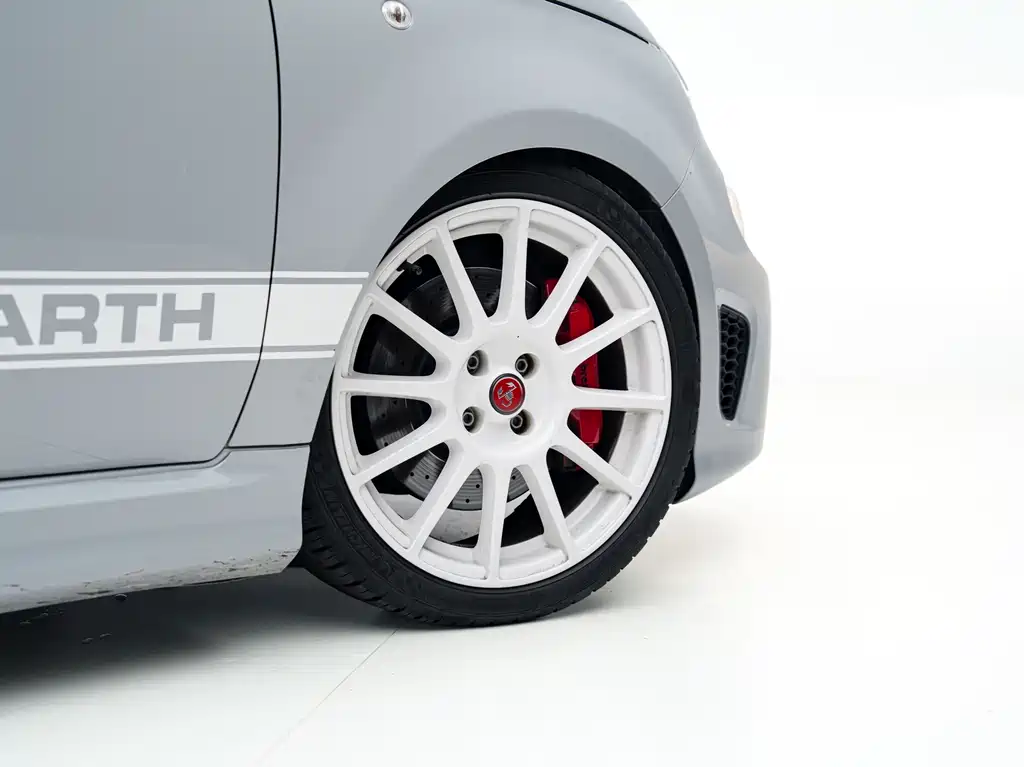 Abarth Abarth 695 — миниатюра 12