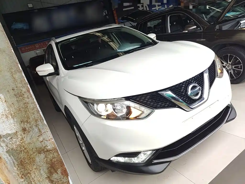 Nissan Qashqai — миниатюра 4