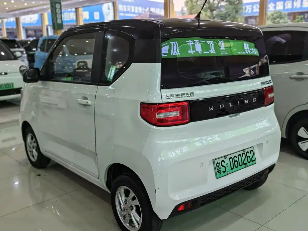 Wuling MINIEV — миниатюра 6