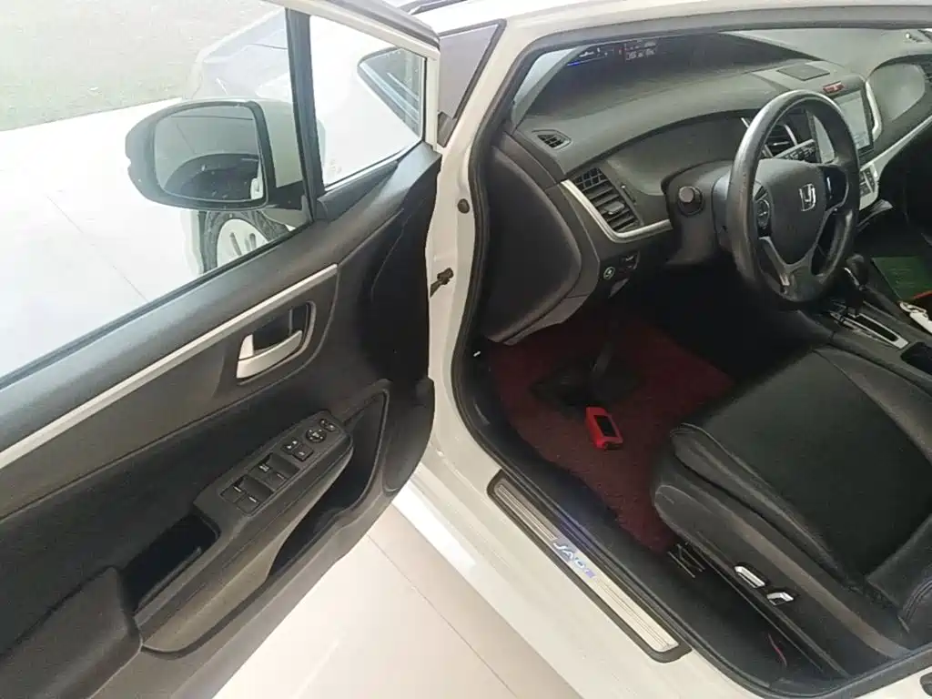 Honda Jade — миниатюра 13