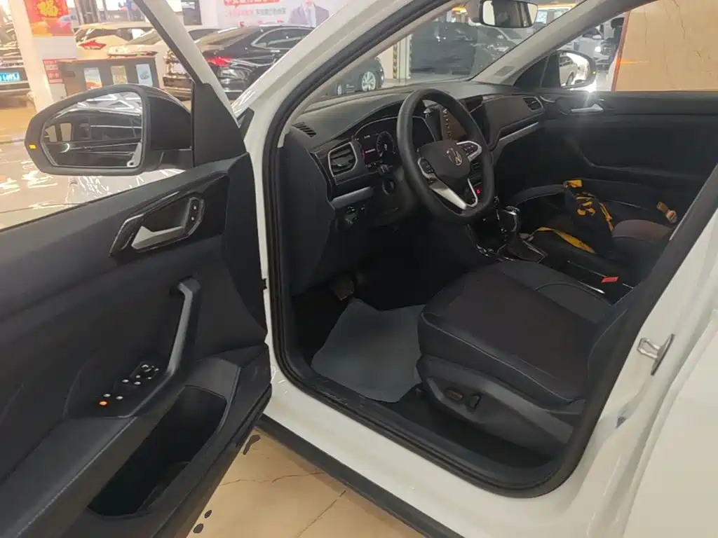 Volkswagen Tharu — миниатюра 16