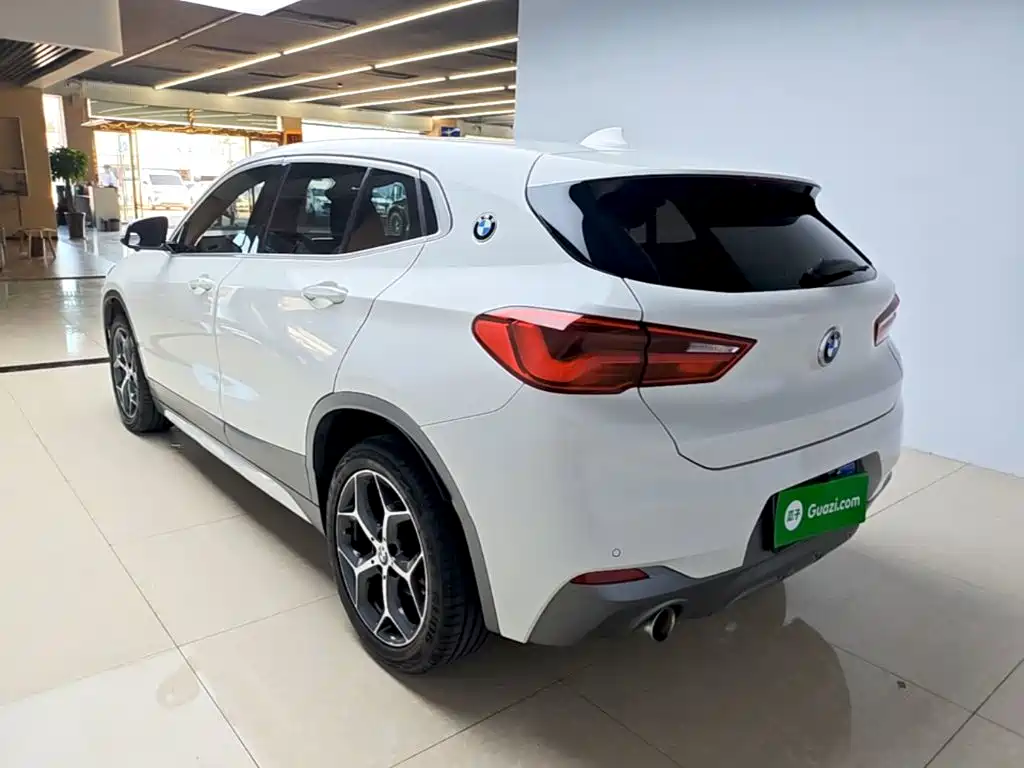 BMW X2 (Import) — миниатюра 5