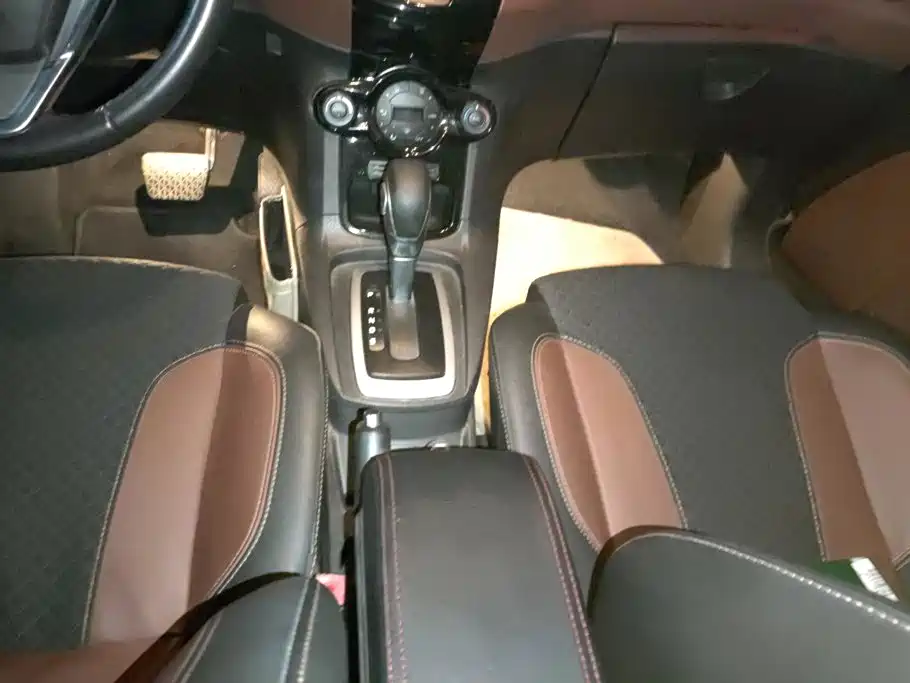 Ford Fiesta — миниатюра 16
