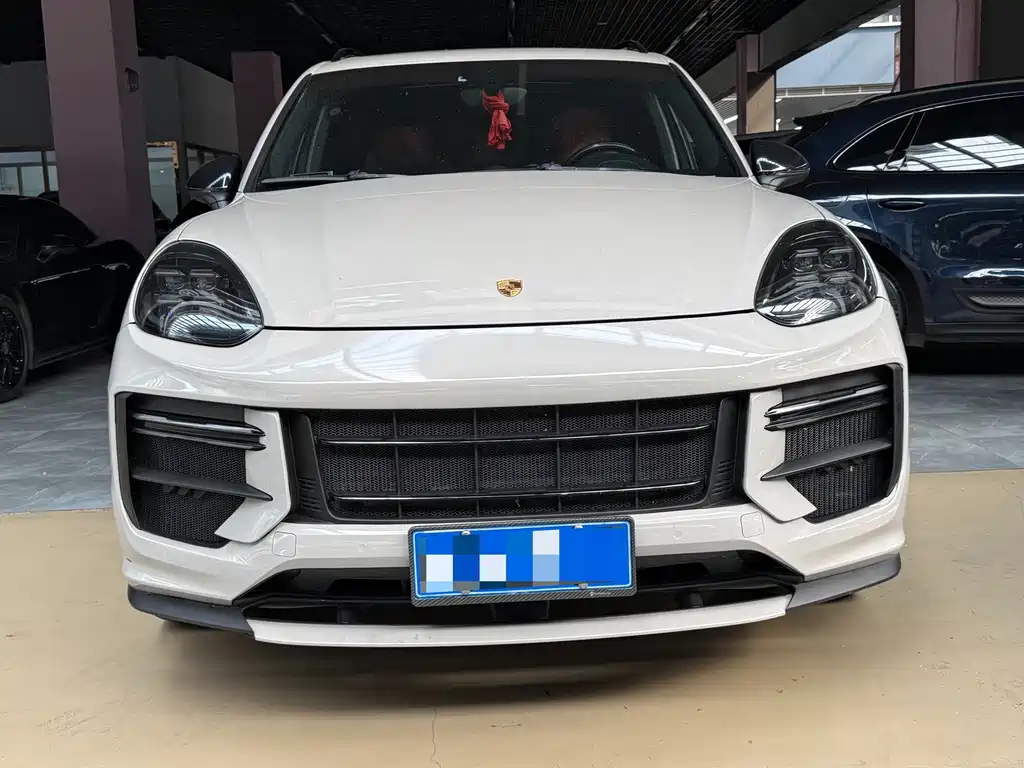 Porsche Cayenne — миниатюра 2