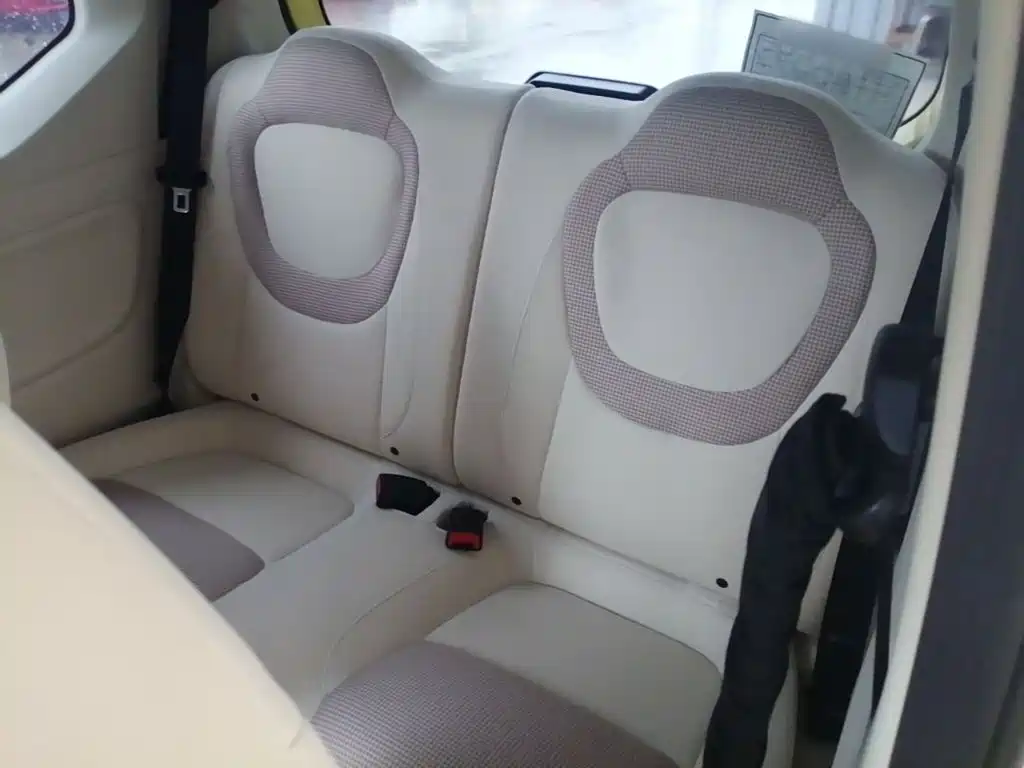 Wuling MINIEV — миниатюра 17