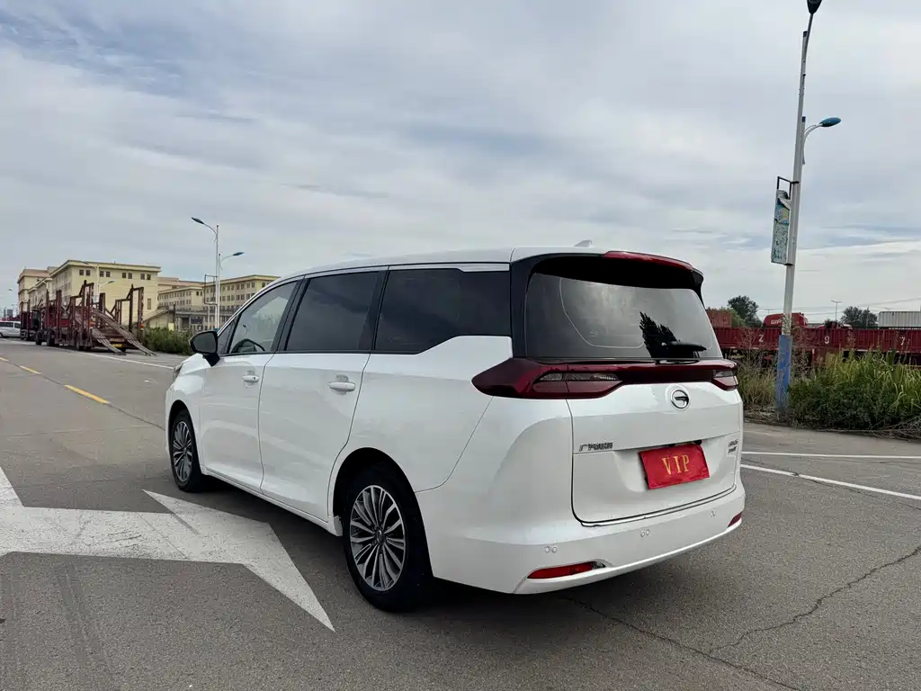 GAC Motor Trumpchi M6 — миниатюра 11