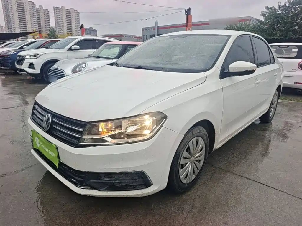 Volkswagen Santana — миниатюра 2