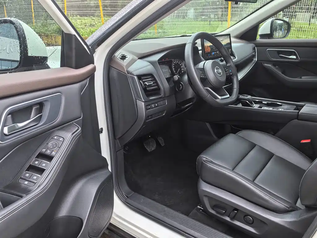 Nissan X-Trail — миниатюра 6