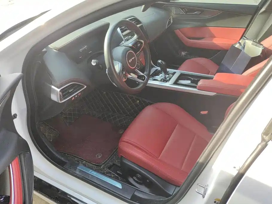 Jaguar XEL — миниатюра 9
