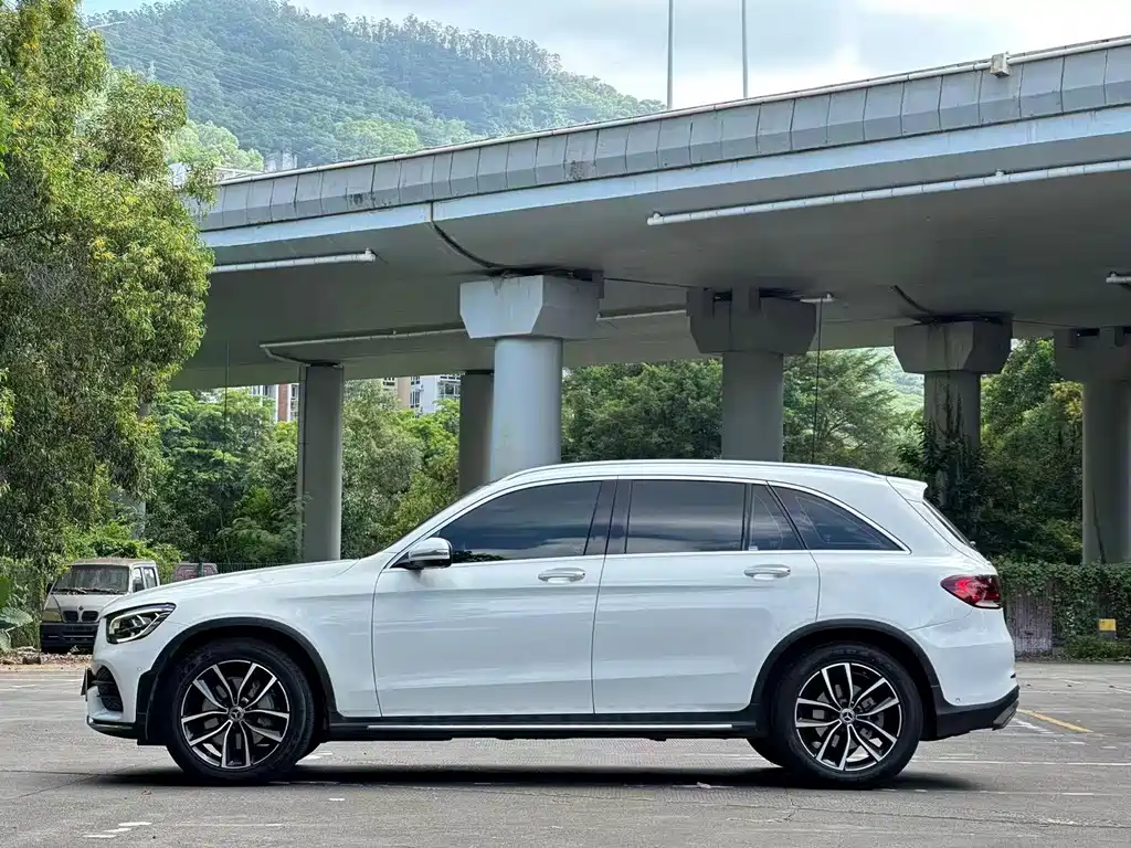 Mercedes-Benz GLC — миниатюра 13