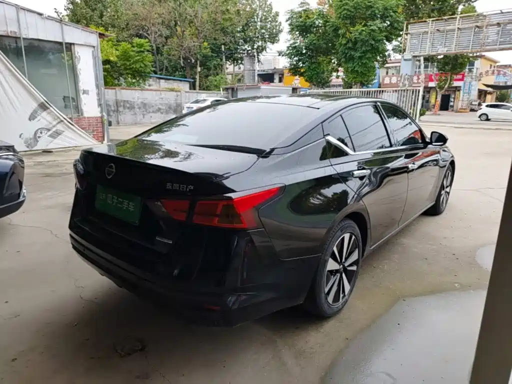 Nissan Teana — миниатюра 7